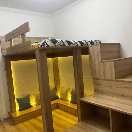 Seaview Room With Share Some Place 雅典 外观 照片