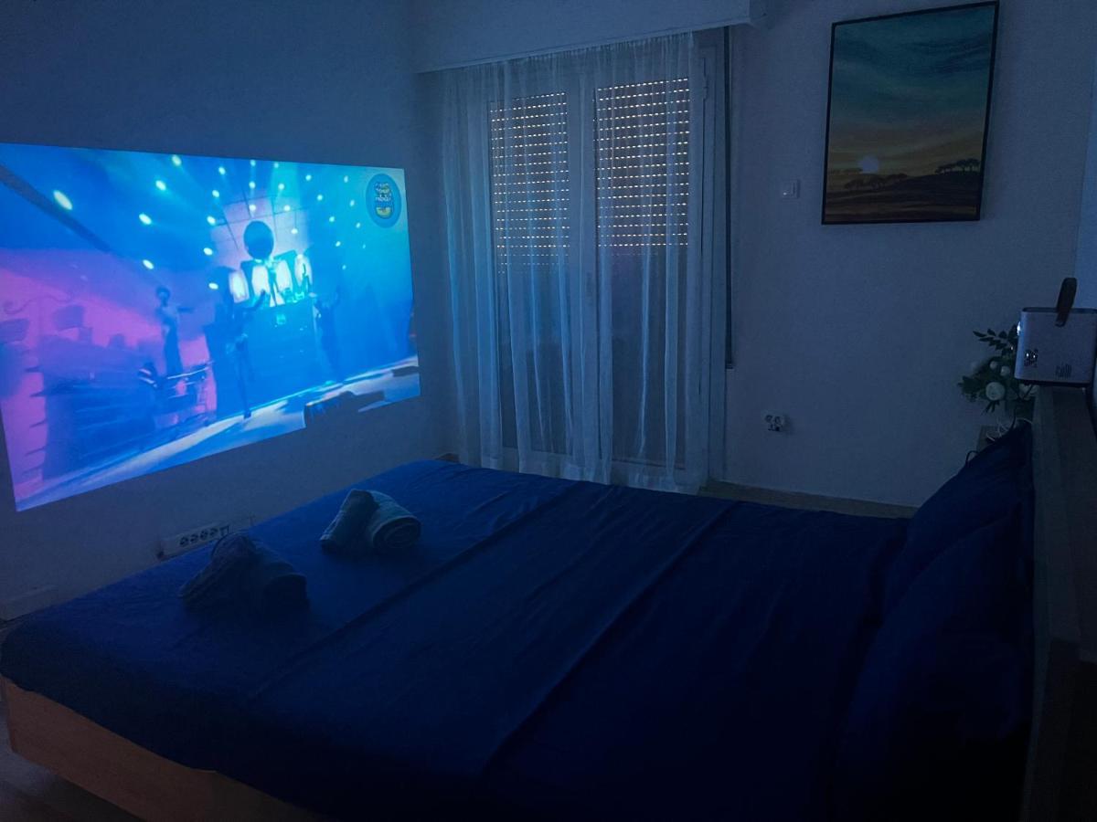 Seaview Room With Share Some Place 雅典 外观 照片