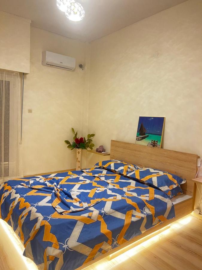 Seaview Room With Share Some Place 雅典 外观 照片